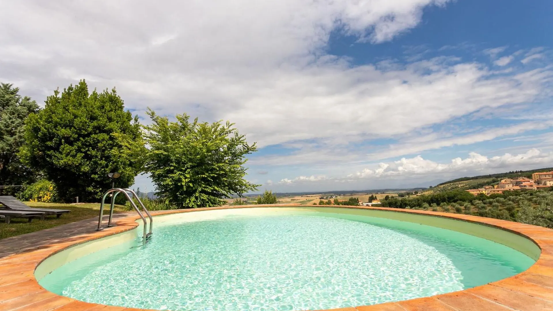 Casale Bianca Luce By Halldis Santa Luce Italy