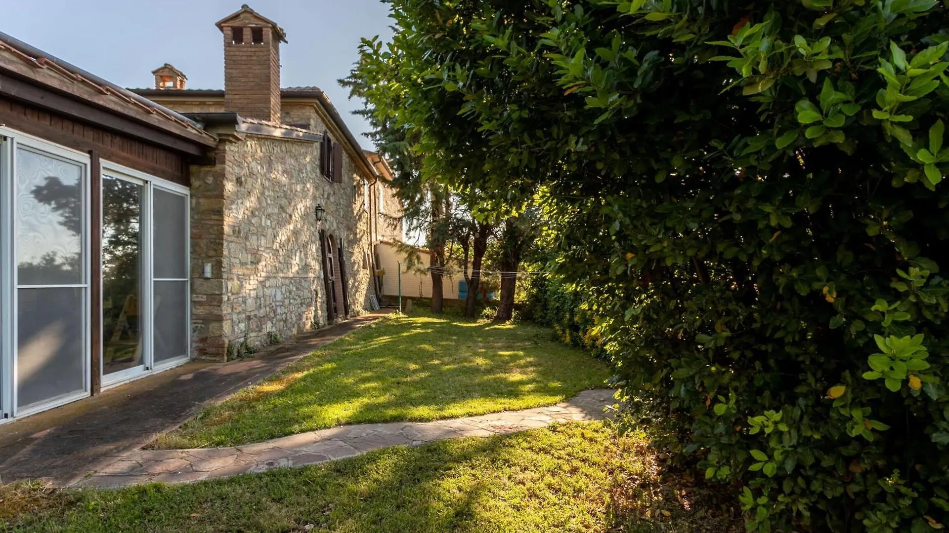 Villa Casale Bianca Luce By Halldis Santa Luce